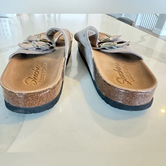 Skechers Granola Luxe Foam Dual Strap Slide Sandals. Women’s size 6. Taupe - Picture 6 of 16
